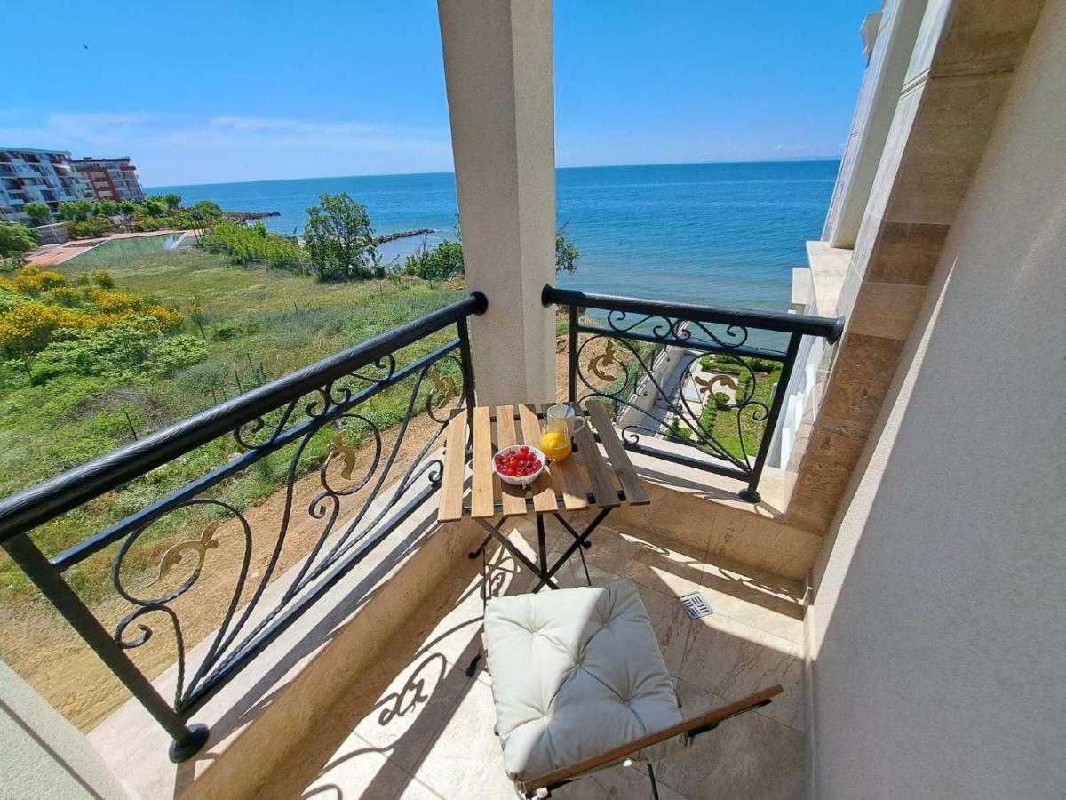 Onyx 2 Private Beach Apartment Sveti Vlas Extérieur photo