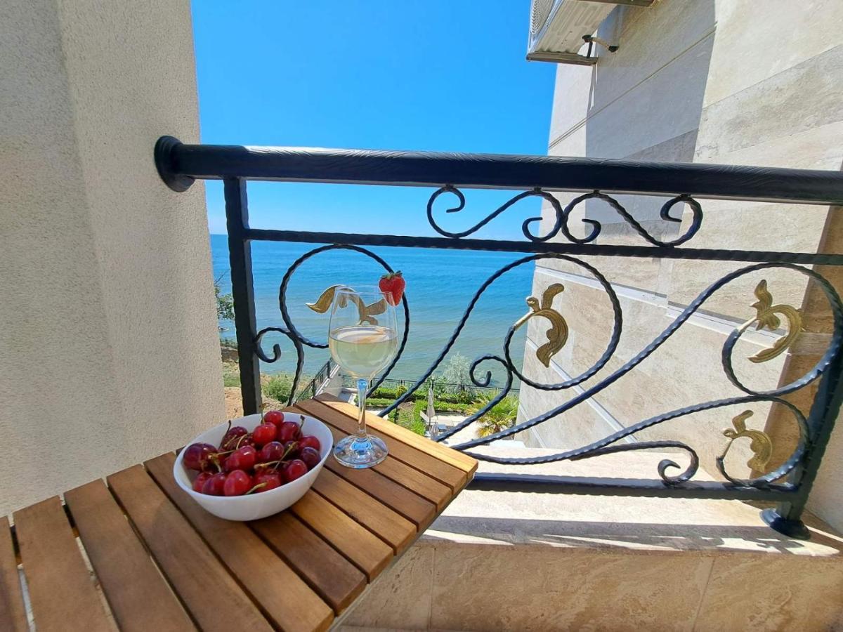 Onyx 2 Private Beach Apartment Sveti Vlas Extérieur photo