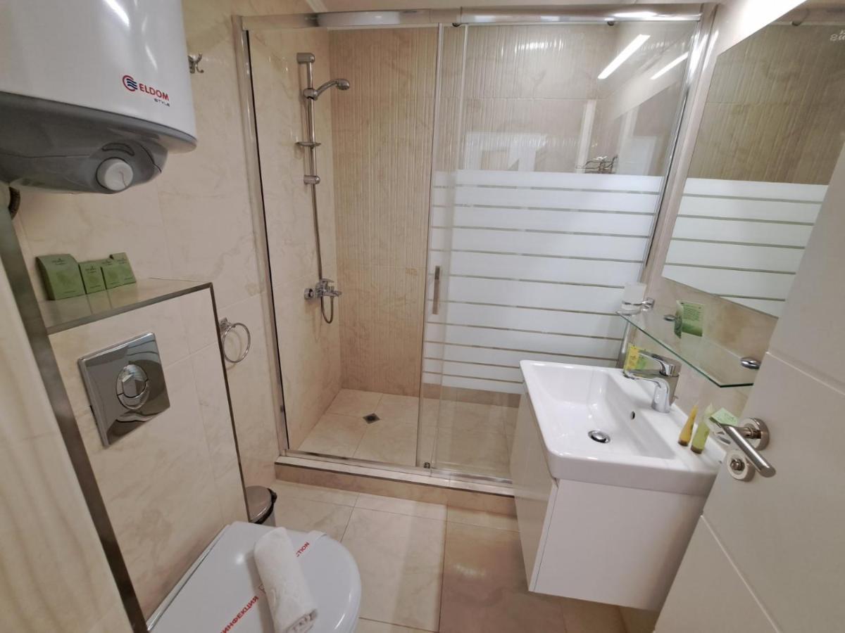 Onyx 2 Private Beach Apartment Sveti Vlas Extérieur photo